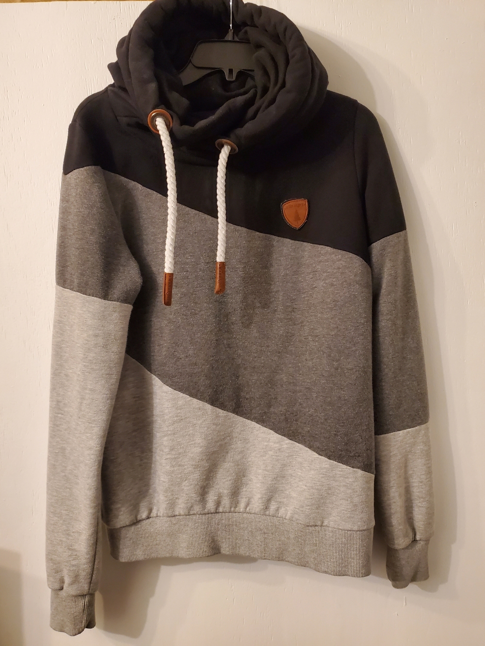 Wanakome Selene Hoodie Color Block Gray & Black Size Medium